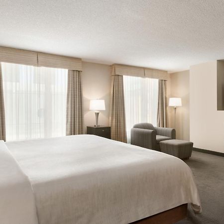 Embassy Suites By Hilton - מונטריאול מראה חיצוני תמונה