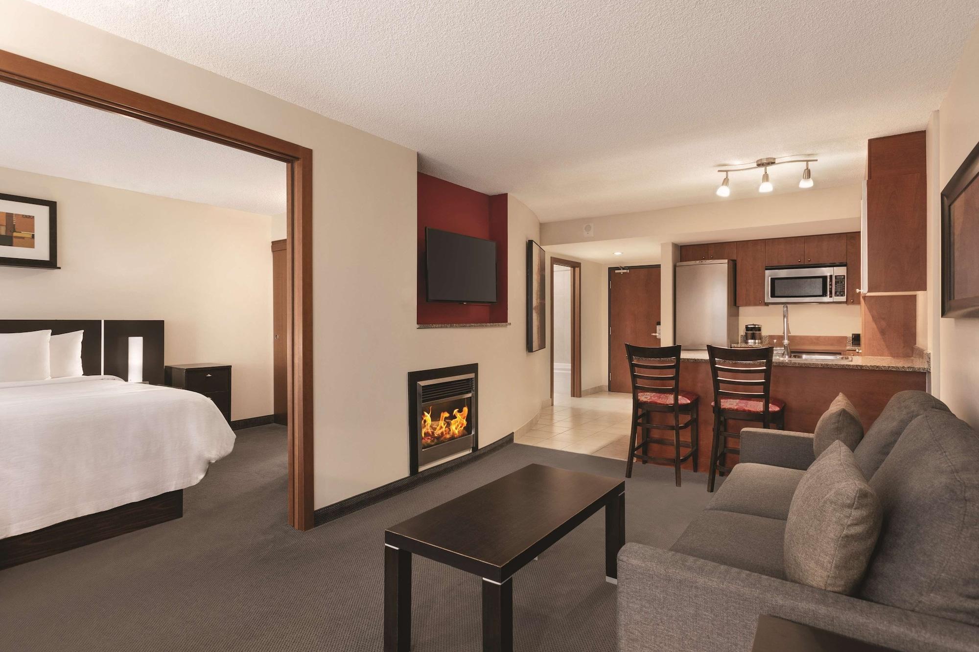 Embassy Suites By Hilton - מונטריאול מראה חיצוני תמונה