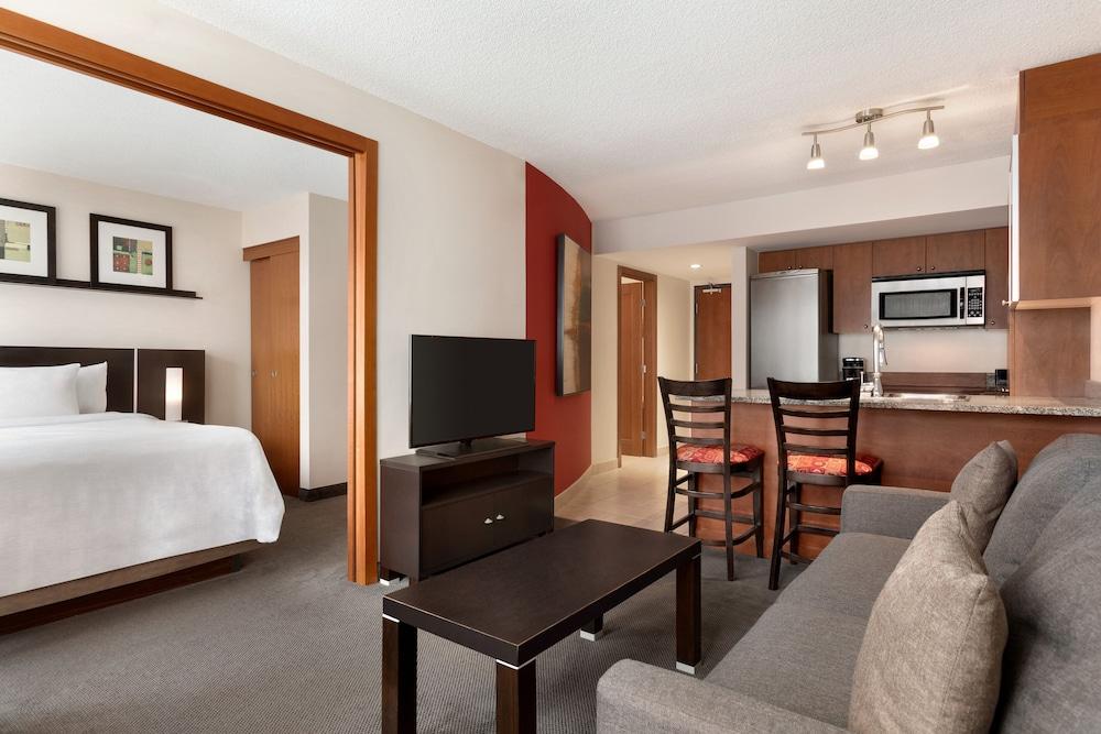 Embassy Suites By Hilton - מונטריאול מראה חיצוני תמונה