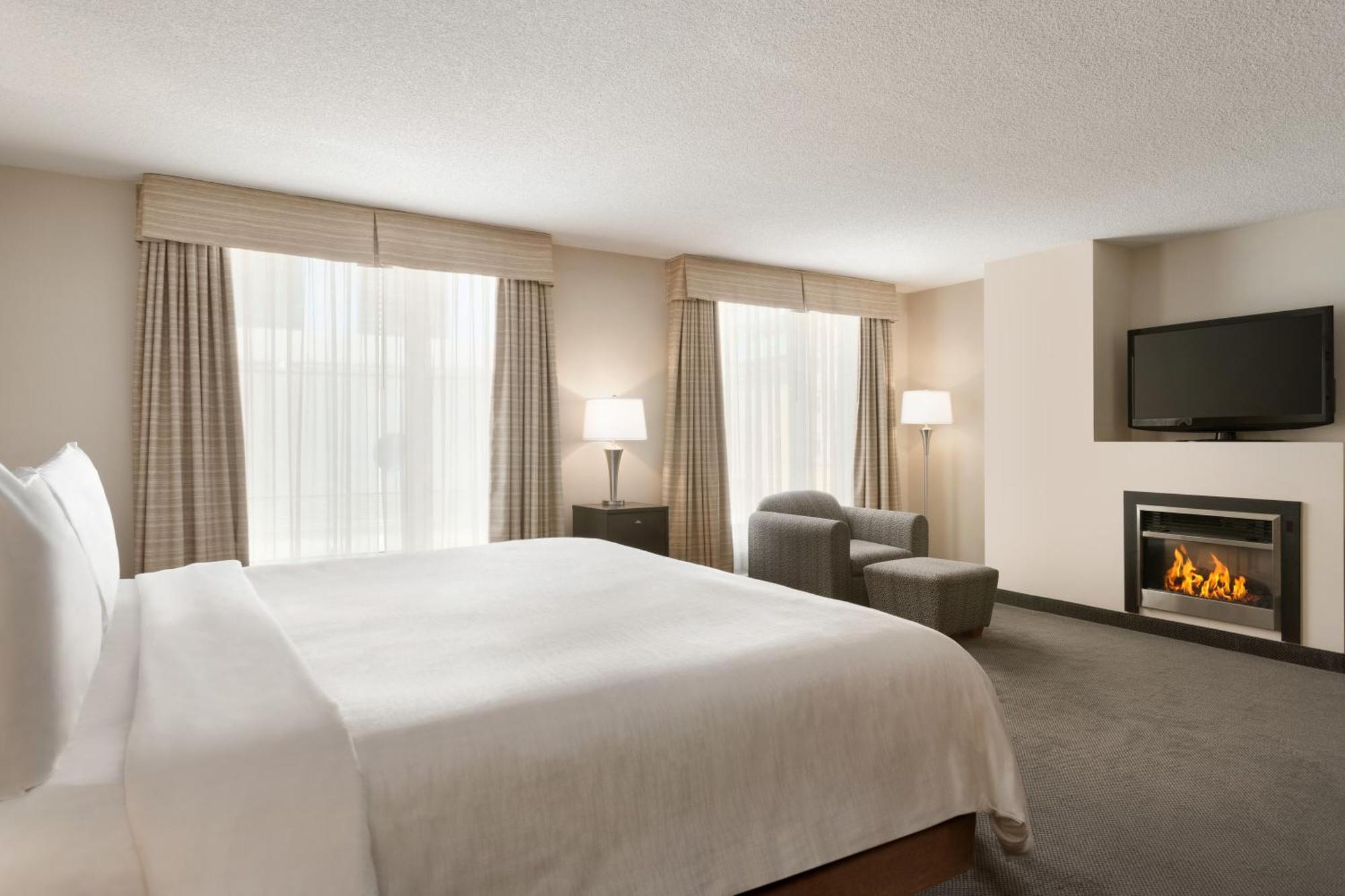 Embassy Suites By Hilton - מונטריאול מראה חיצוני תמונה