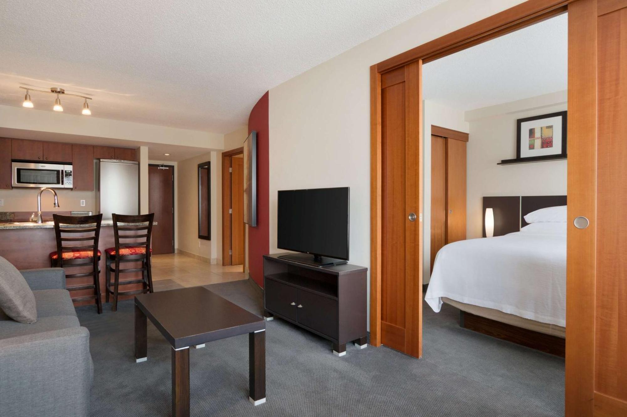 Embassy Suites By Hilton - מונטריאול מראה חיצוני תמונה
