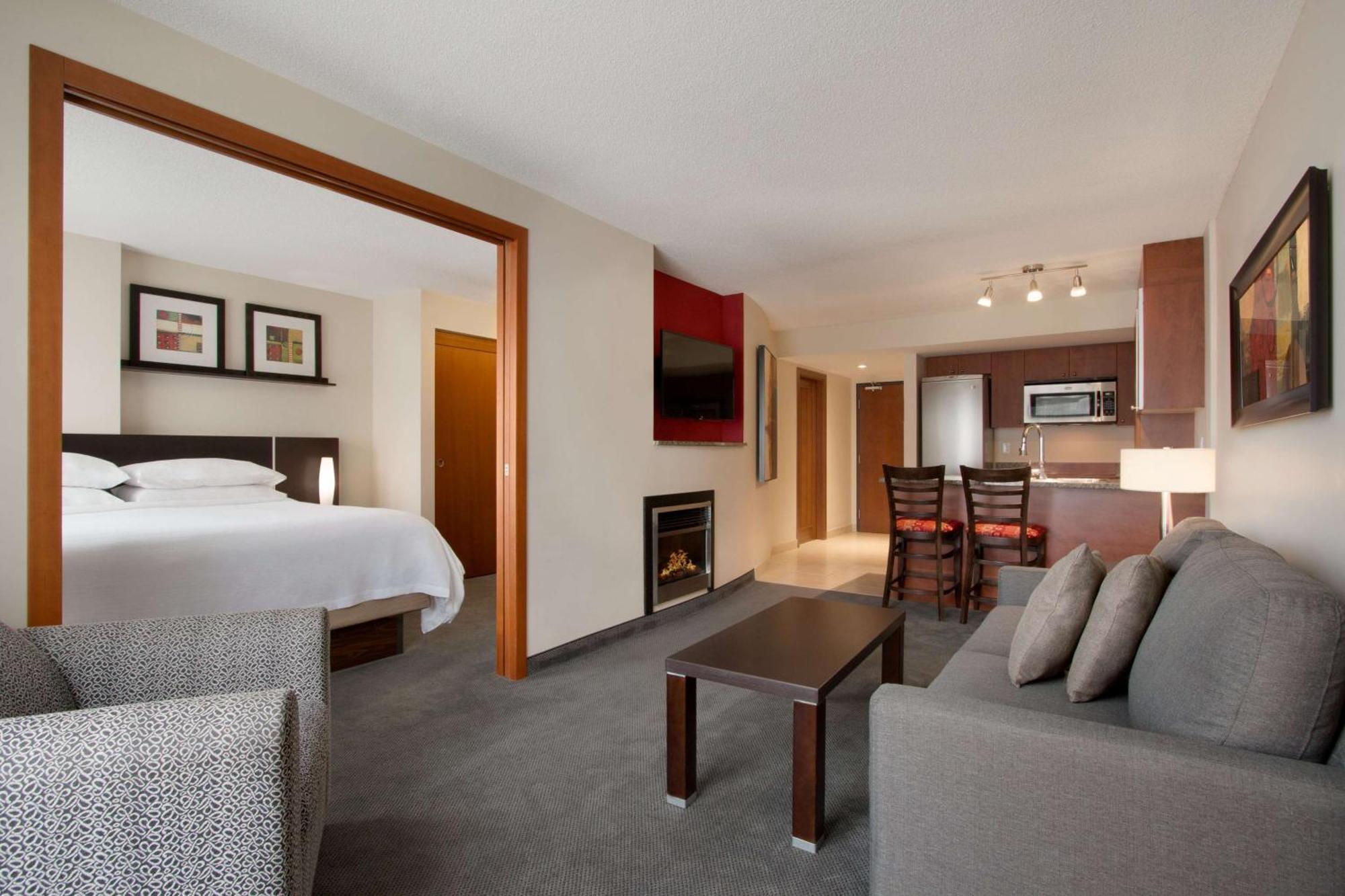 Embassy Suites By Hilton - מונטריאול מראה חיצוני תמונה