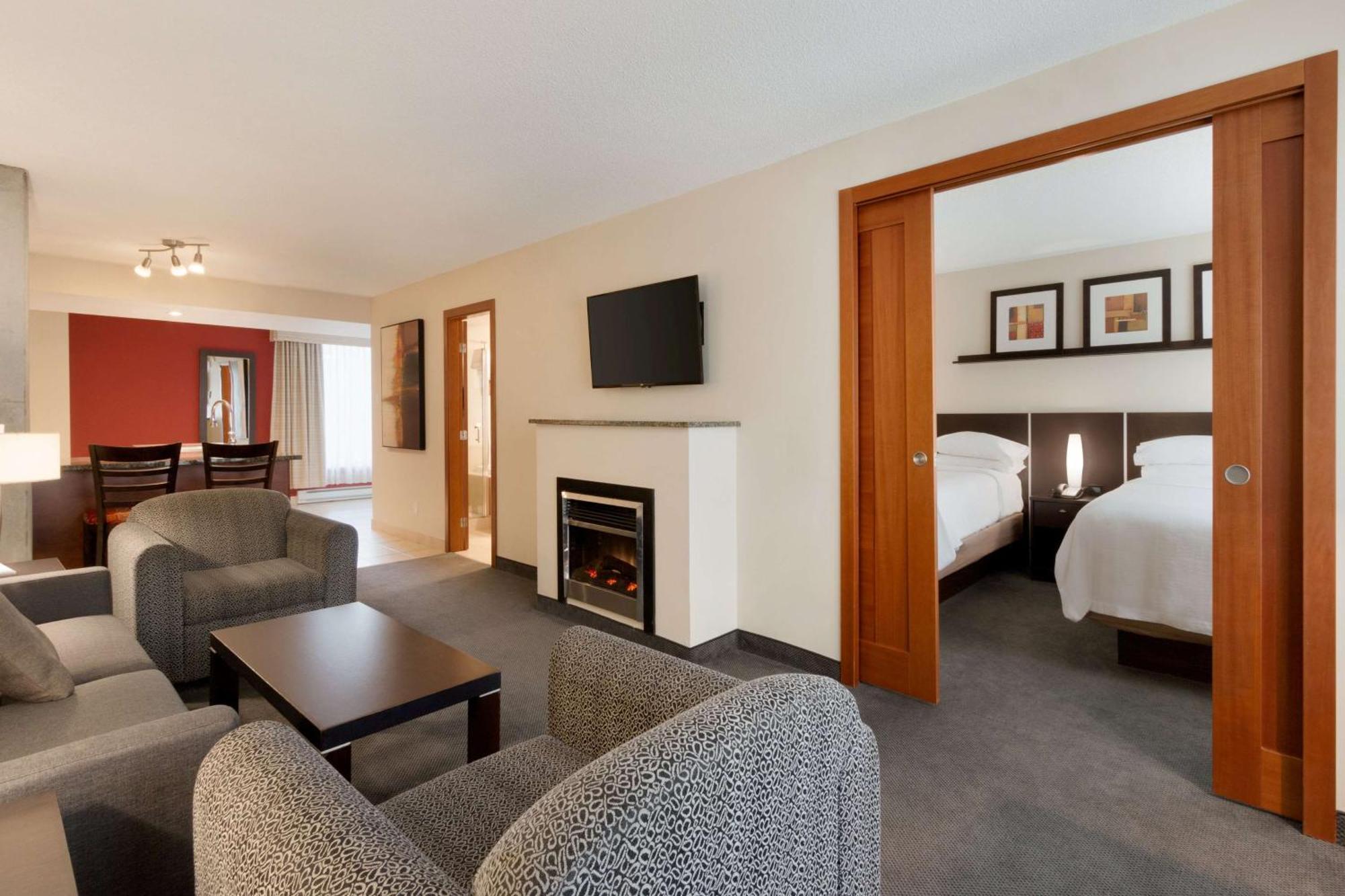 Embassy Suites By Hilton - מונטריאול מראה חיצוני תמונה